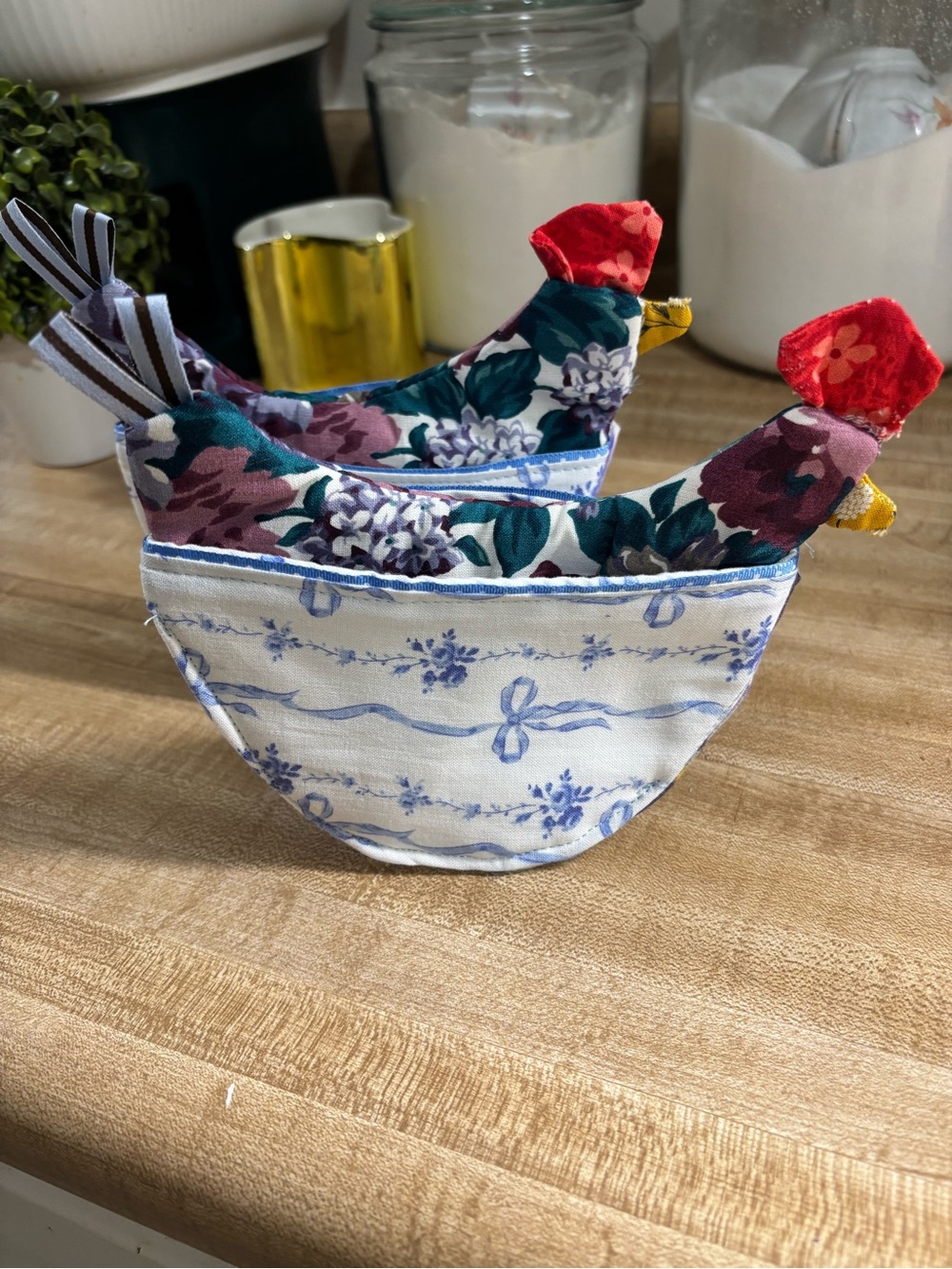 Chicken mittens